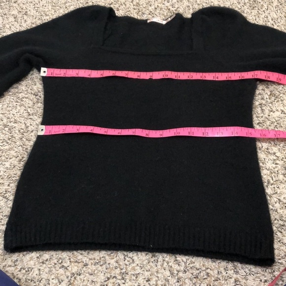 Esqualo Sweater Size Small Black Fuzzy Puff Sleeve Pullover - Picture 10 of 12